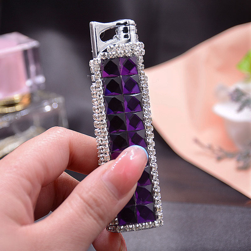 Le Briquet "Pink Diamond" – Flamme Turquoise Édition